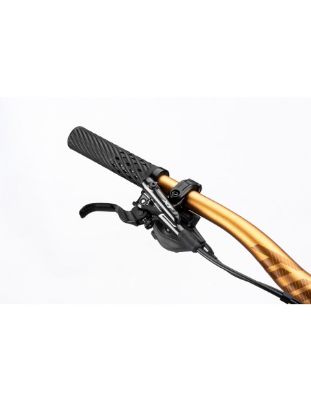 B-RUSH C12.5 BLACK/GOLD