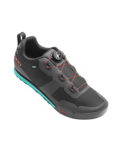 SCARPE GIRO TRACKER BLACK SPARK TG.48 22