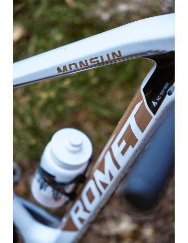 BICI MOUNTIAN BIKE MISURA 29 ROMET MONSUN TELAIO IN CARBONIO GRUPPO SHIMANO DEORE 11V MONOCORONA BICICLETTA MTB FRENI IDRAULICI