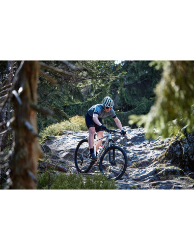 BICI MOUNTIAN BIKE MISURA 29 ROMET MONSUN TELAIO IN CARBONIO GRUPPO SHIMANO DEORE 11V MONOCORONA BICICLETTA MTB FRENI IDRAULICI